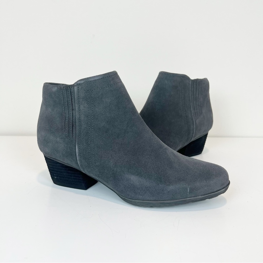 Blondo Villa Waterproof Gray Suede NWOB Ankle Bootie‎ (Women's) Size 10